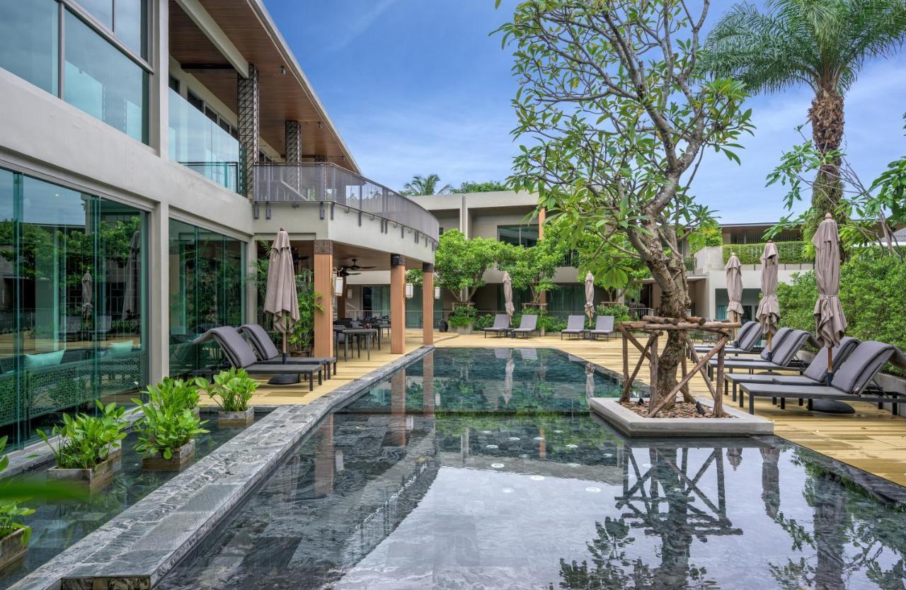 Fusion Suites Phuket Patong Esterno foto The Village
