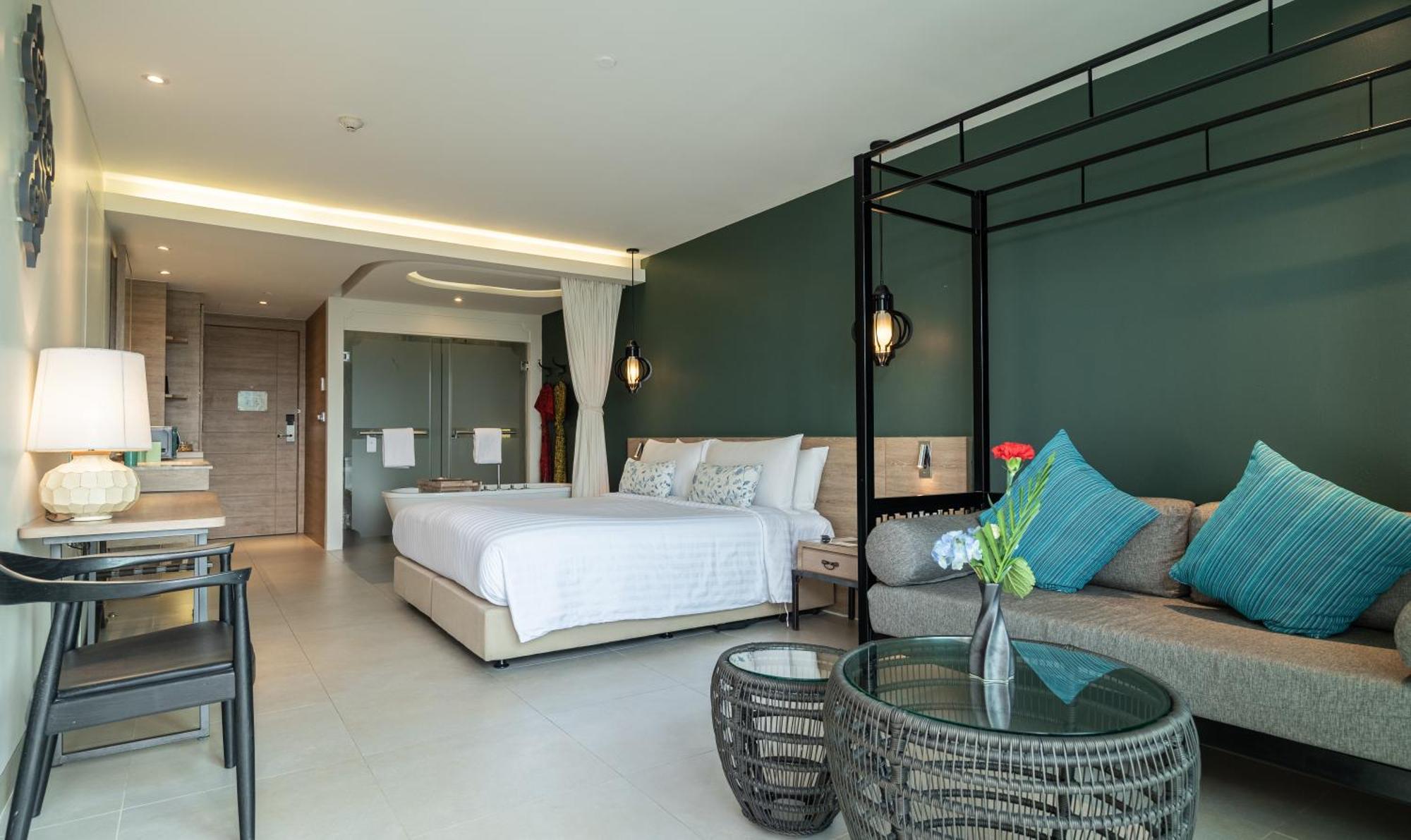 Fusion Suites Phuket Patong Esterno foto