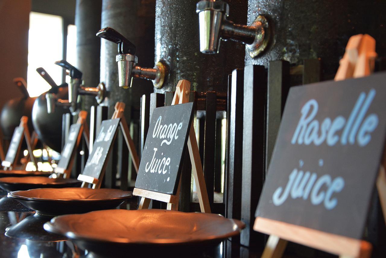 Fusion Suites Phuket Patong Esterno foto Juice bar