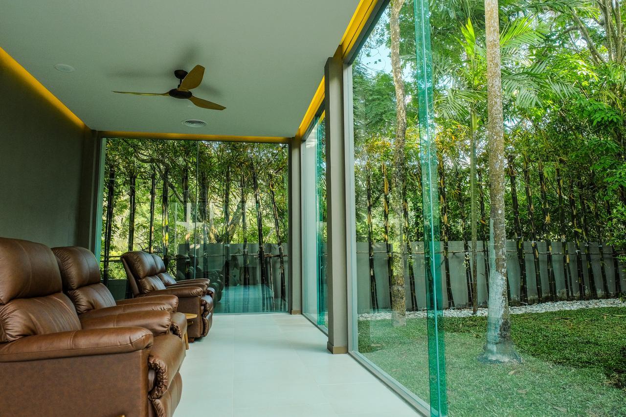 Fusion Suites Phuket Patong Esterno foto Interior of the house