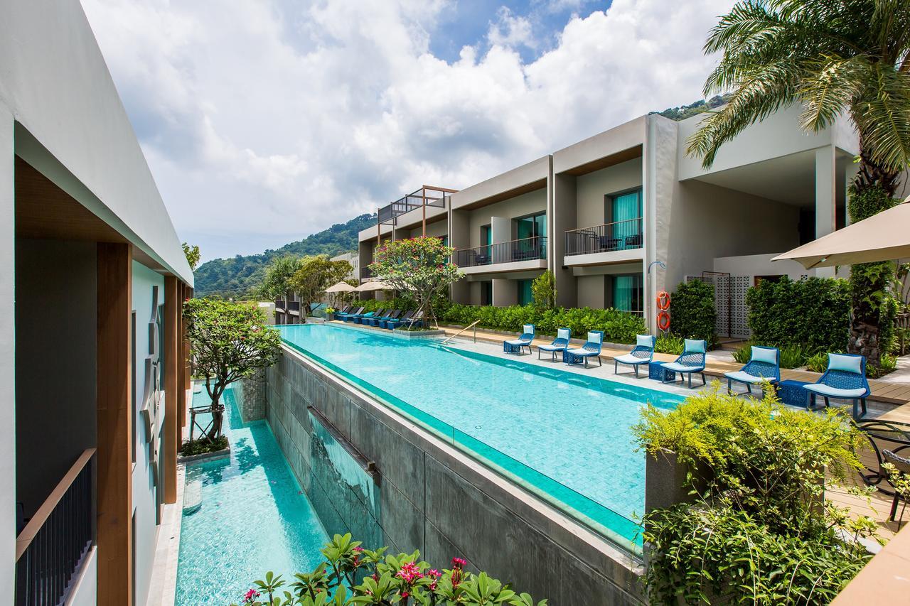 Fusion Suites Phuket Patong Esterno foto The Village
